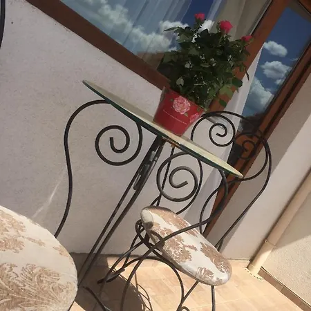 Family Aida Hotel Ţigov Ceark